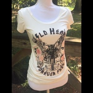 NWOT Forever Free Graphic Tee